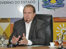 O Sr. Mauro Carlesse, Governador do Estado do Tocantins é notificado