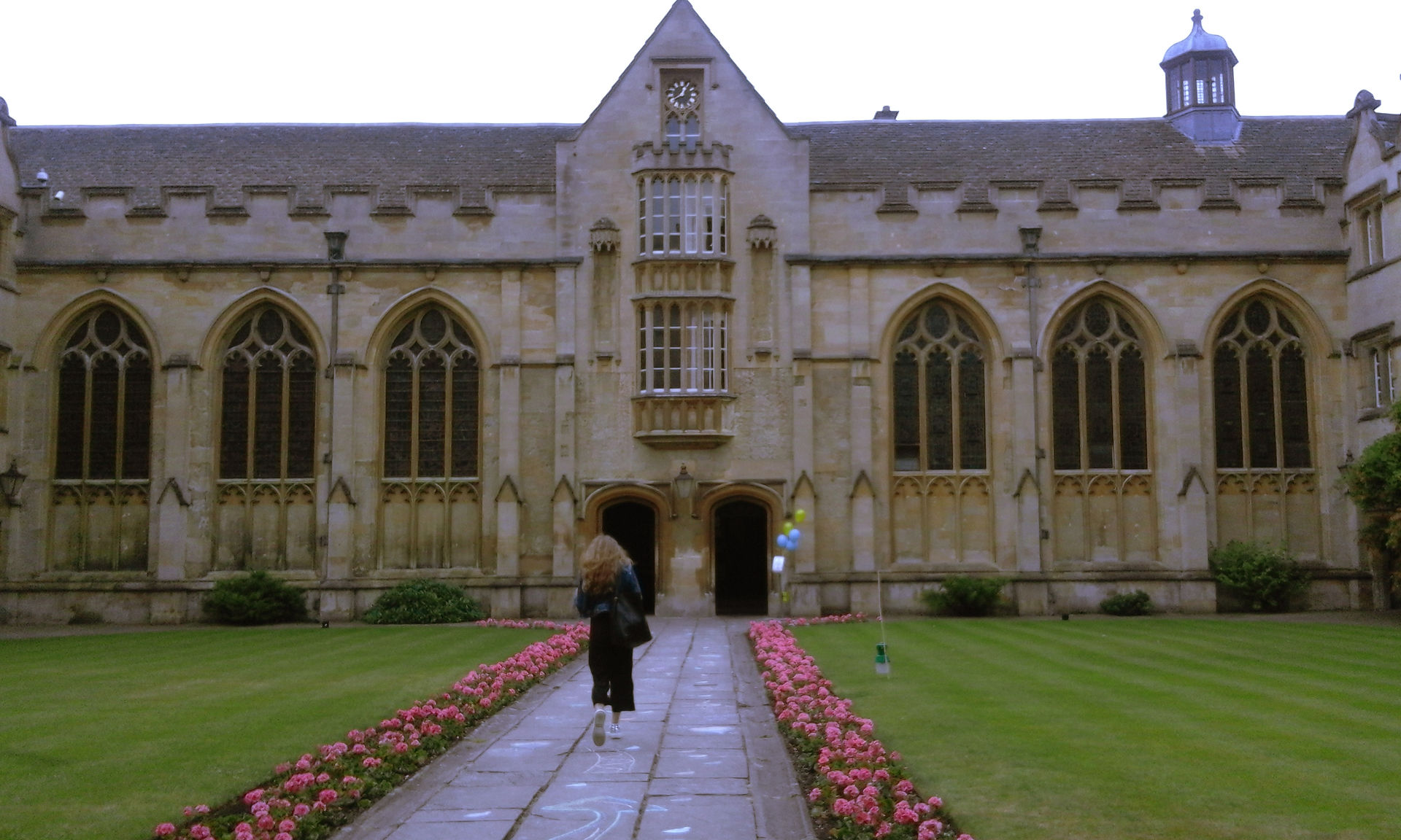 UNIVERSITY COLLEGE