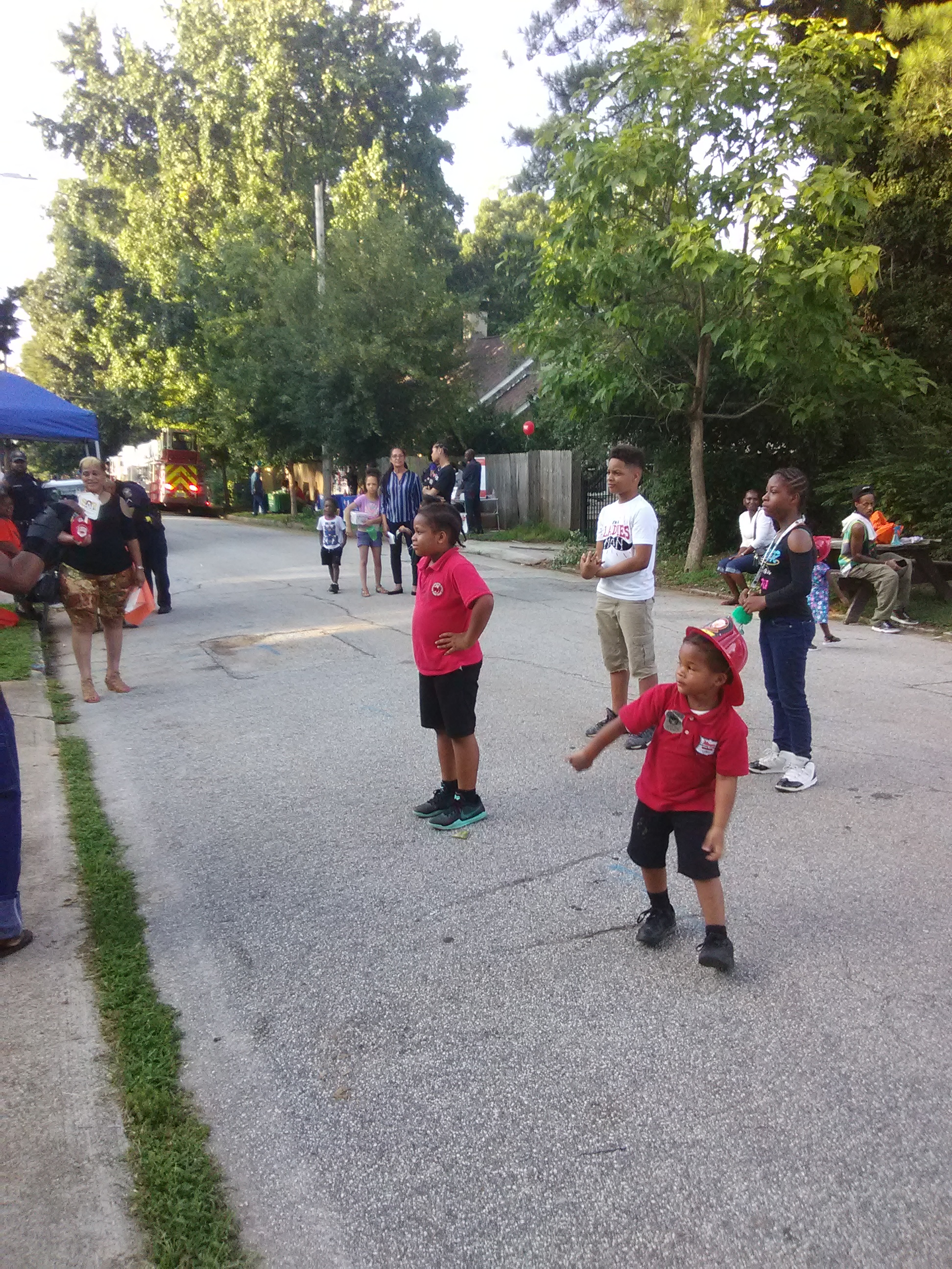 kidsdancing (1)