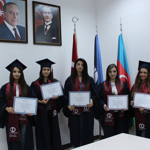 22 Sentyabr 2018-ci il tarixində məzunlara diplomları təqdim edildi.