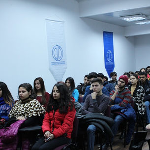 Azər Hətəmov tələbələrlə görüşdü