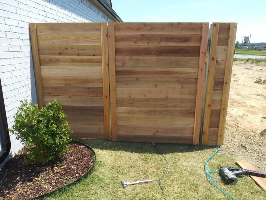 Horizontal gate.jpg