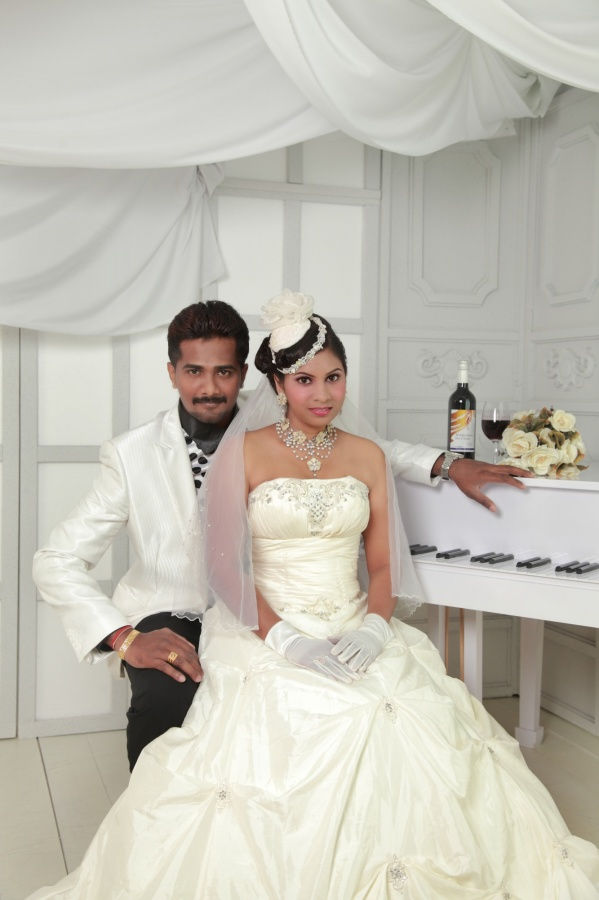Naren & Gomthi