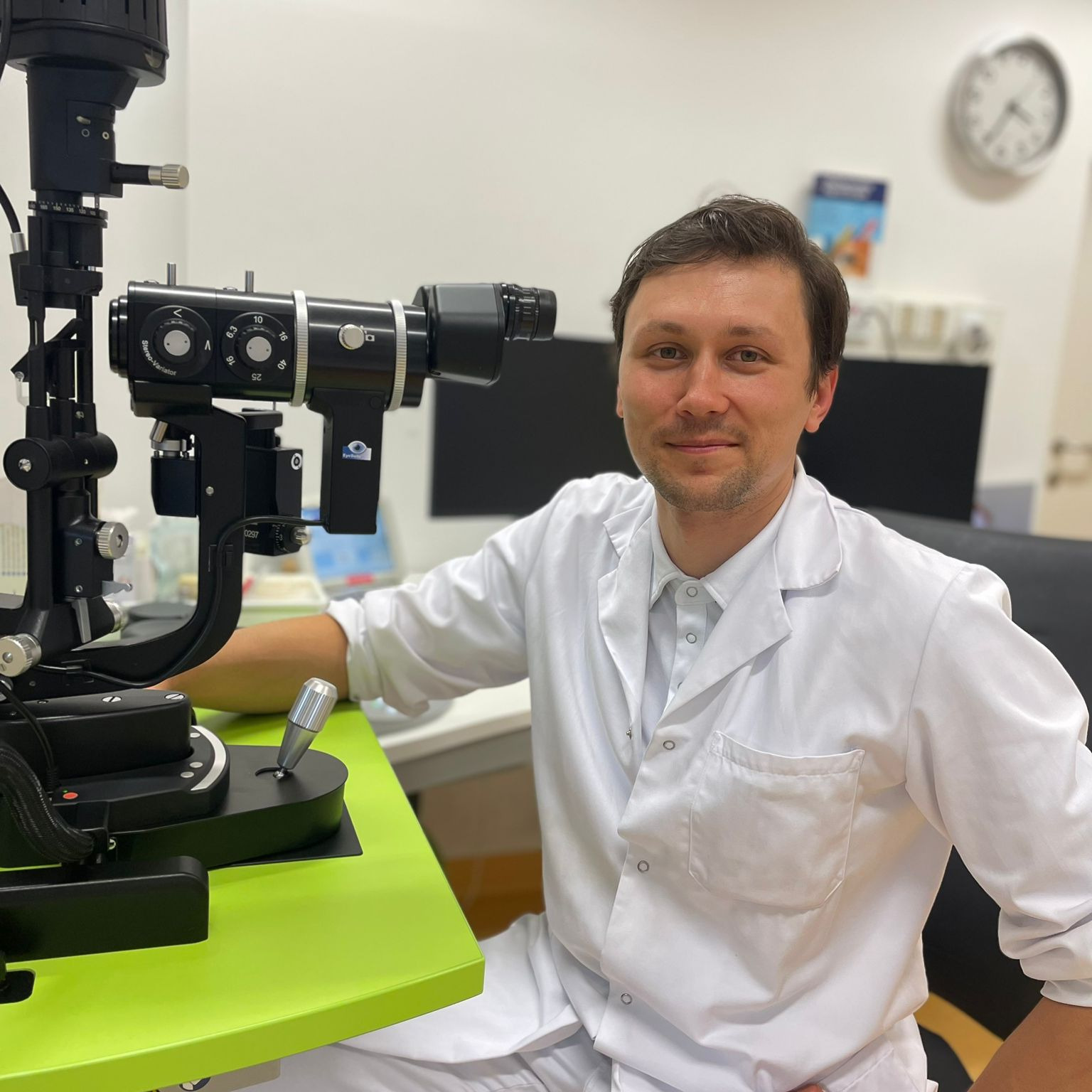 Dr. Artur Köhler