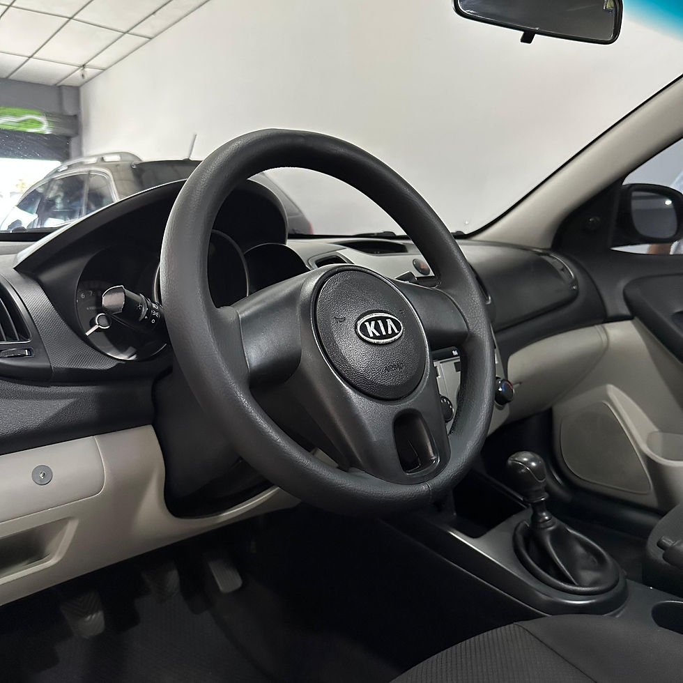 Miniatura: Kia Cerato Forte 2010