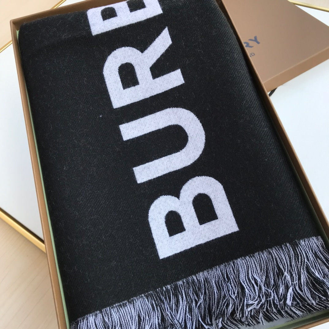 BURBERRY SCARF