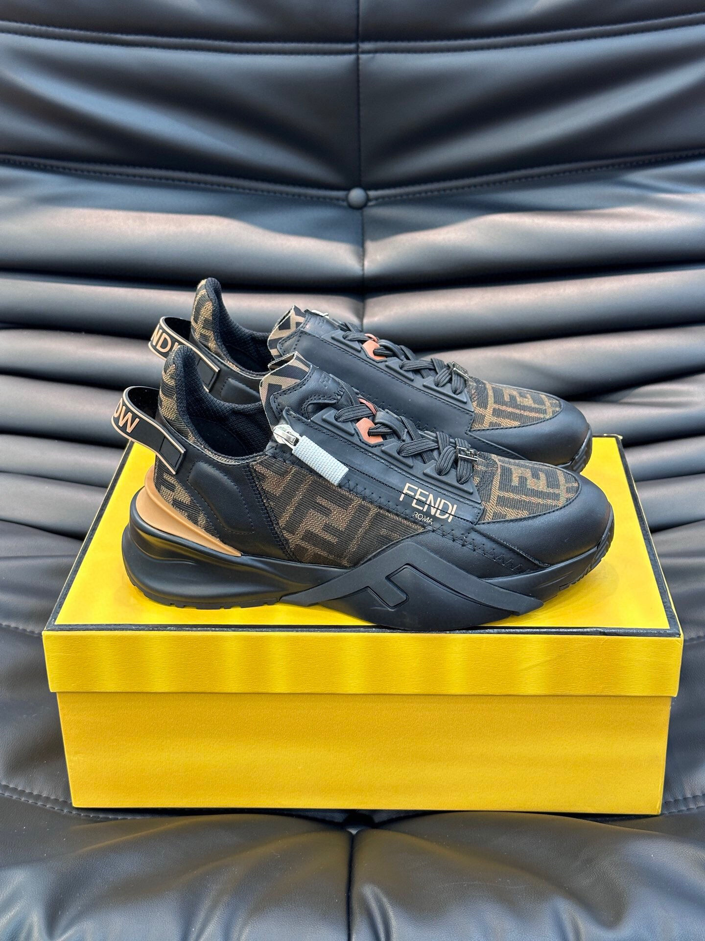 FENDI FLOW SNEAKERS