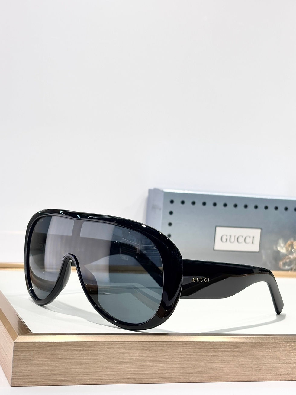 Thumbnail: GUCCI GLASSES