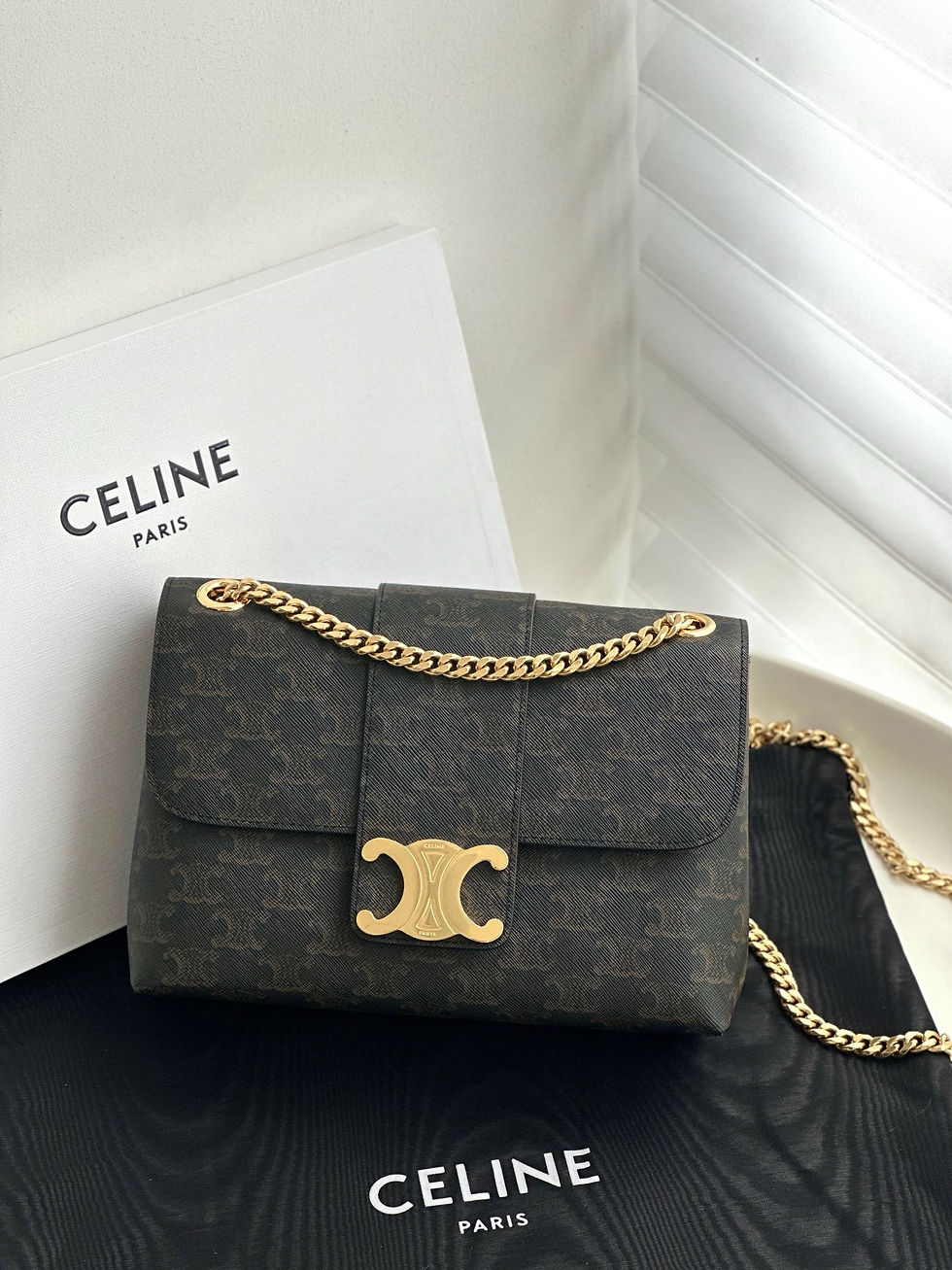 CELINE MEDIUM VICTOIRE IN SUPPLE CALFSKIN BAG