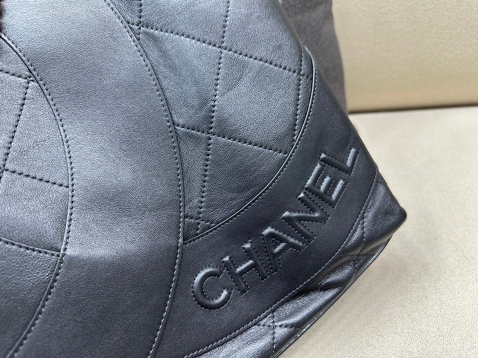 Thumbnail: CHANEL TOTE BAG LARGE 