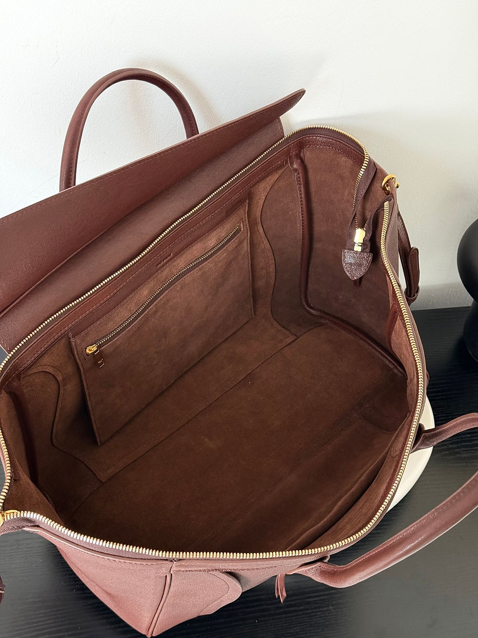 Thumbnail: CELINE LUGGAGE MEDIUM SMILING IN SUPPLE SHINY LAMBSKIN