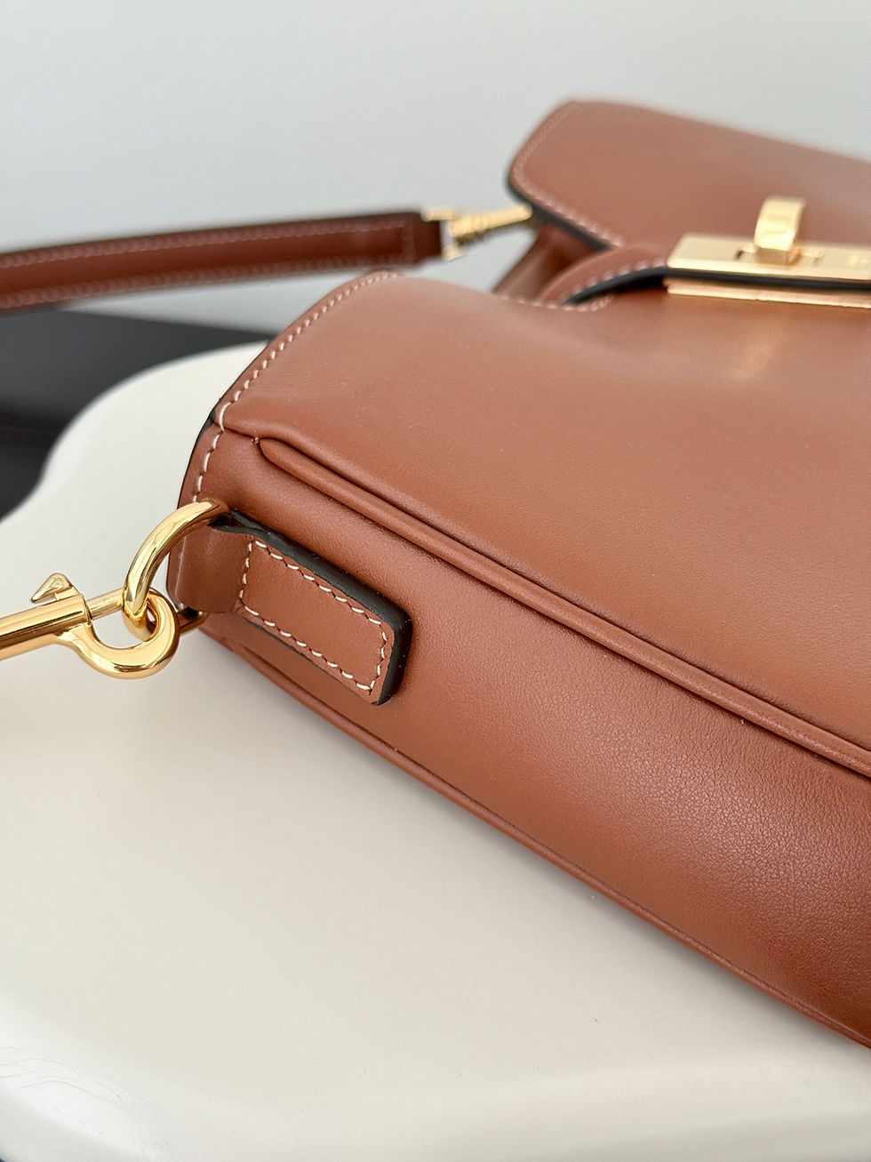 Thumbnail: CELINE SMALL CAMILLE 16 SOFT BAG IN SMOOTH CALFKSIN