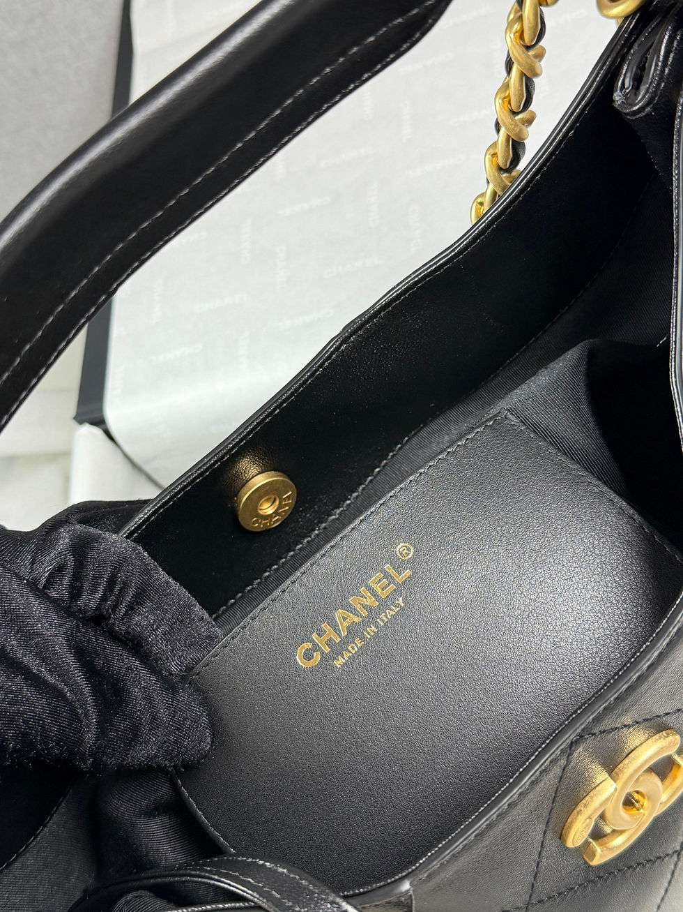 Thumbnail: CHANEL 26C MAXI HOBO ULTIMATE BAG 