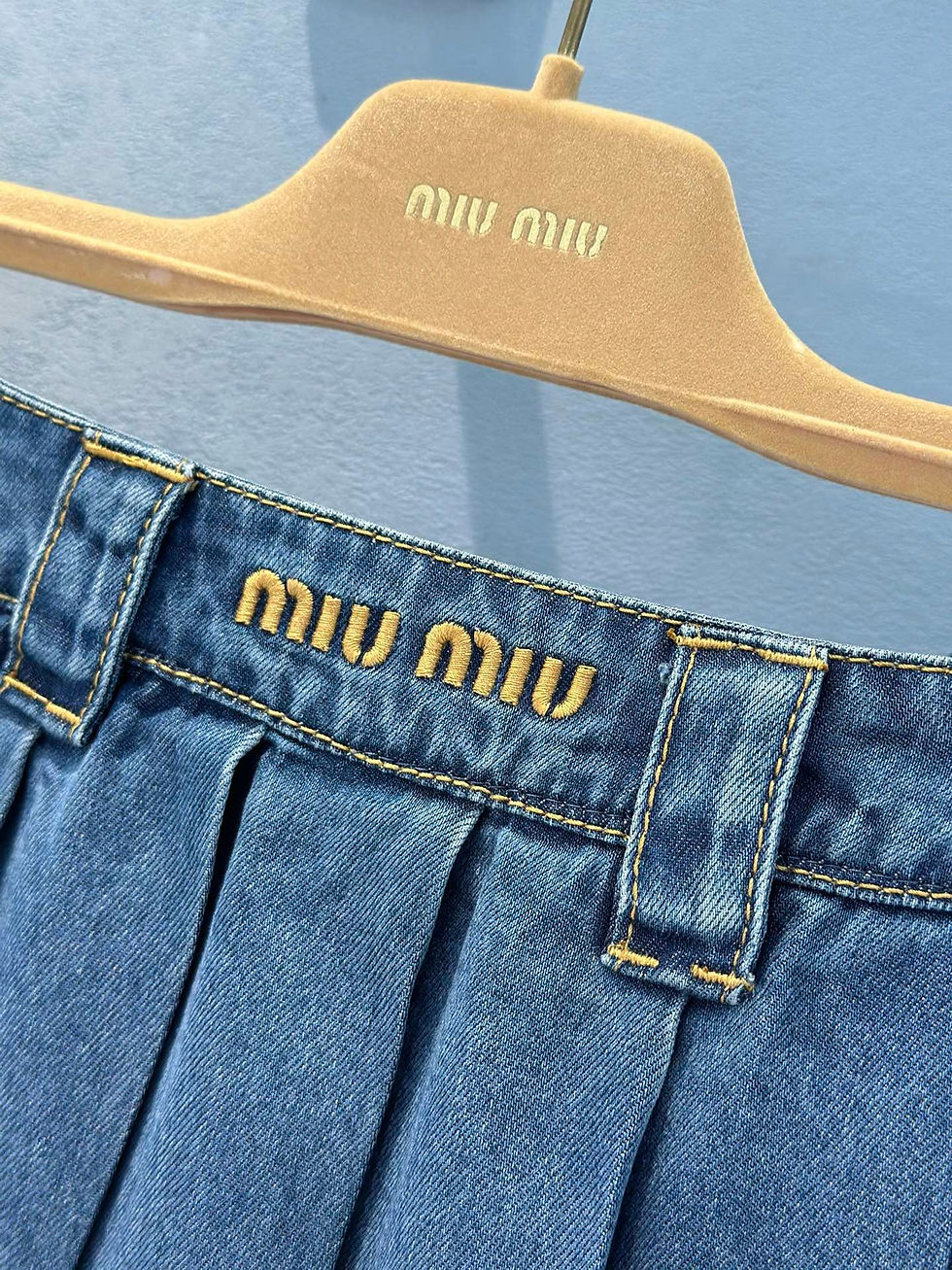 Thumbnail: MIU MIU SKIRT 