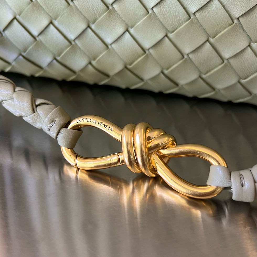 Thumbnail: BOTTEGA VENETA ANDIAMO LARGE BAG 