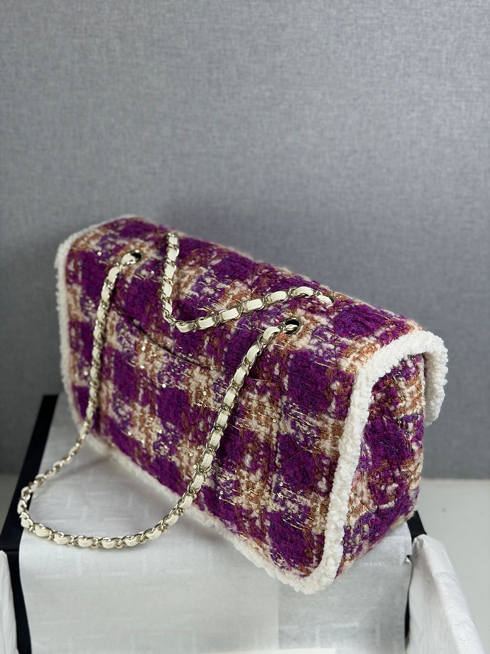 Thumbnail: CHANEL 25N CLASSIC FLAP LARGE IN SHEARLING TWEED LEATHER ULTIMATE 