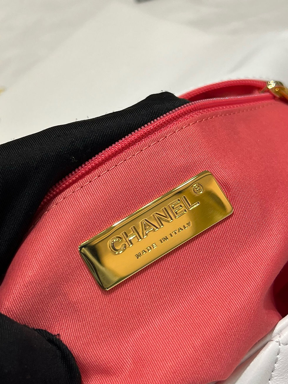 Thumbnail: CHANEL 19 FLAP MEDIUM BAG