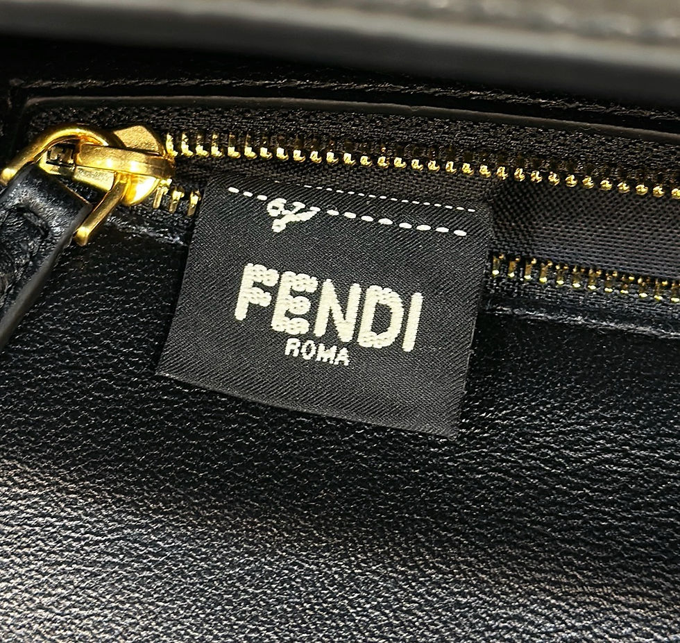 Thumbnail: FENDI BAGUETTE SMALL BAG