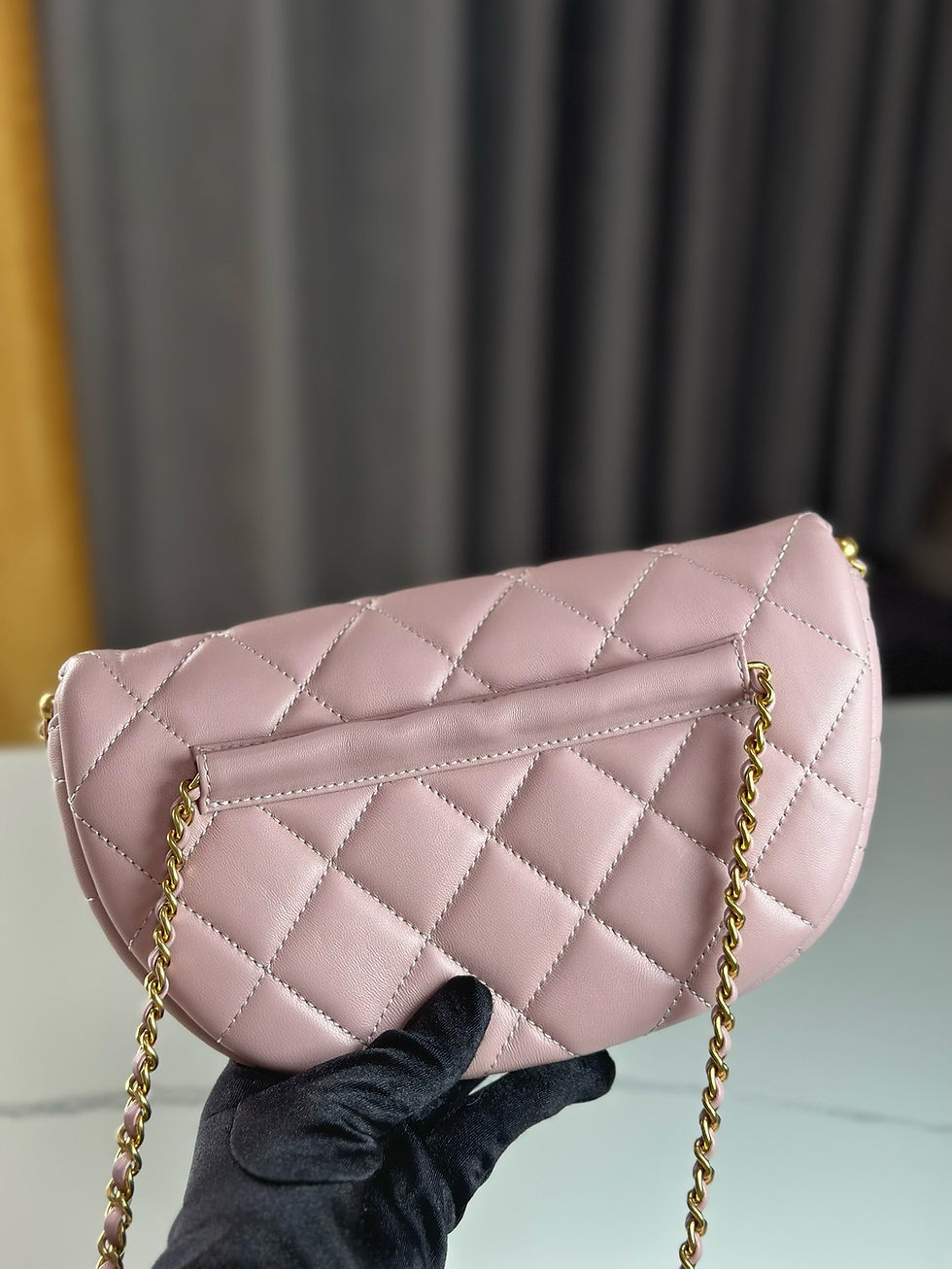 Thumbnail: CHANEL WAIST BAG IMITATION PEARL GOLD COLOR METALLIC 