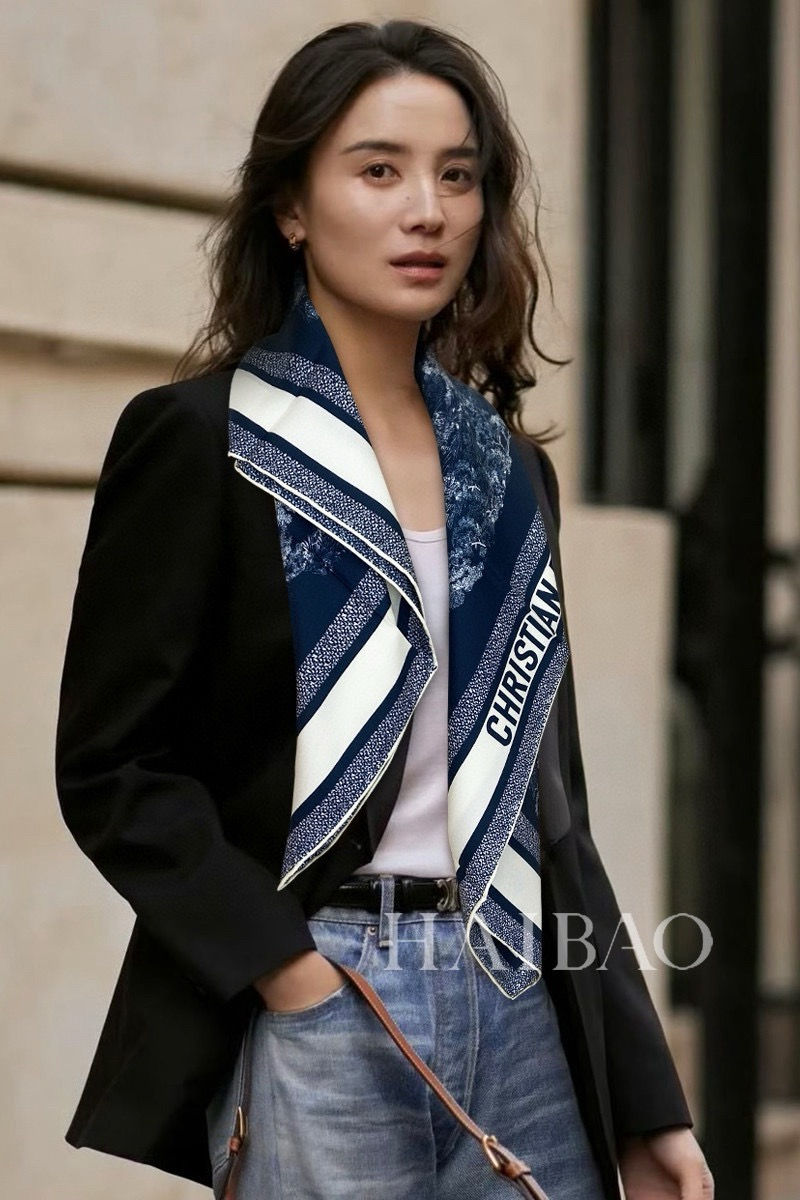 Thumbnail: DIOR SCARF