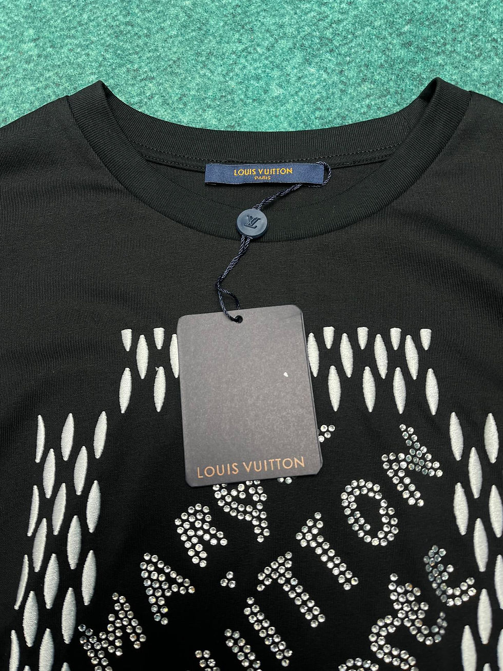 Thumbnail: LV TEE