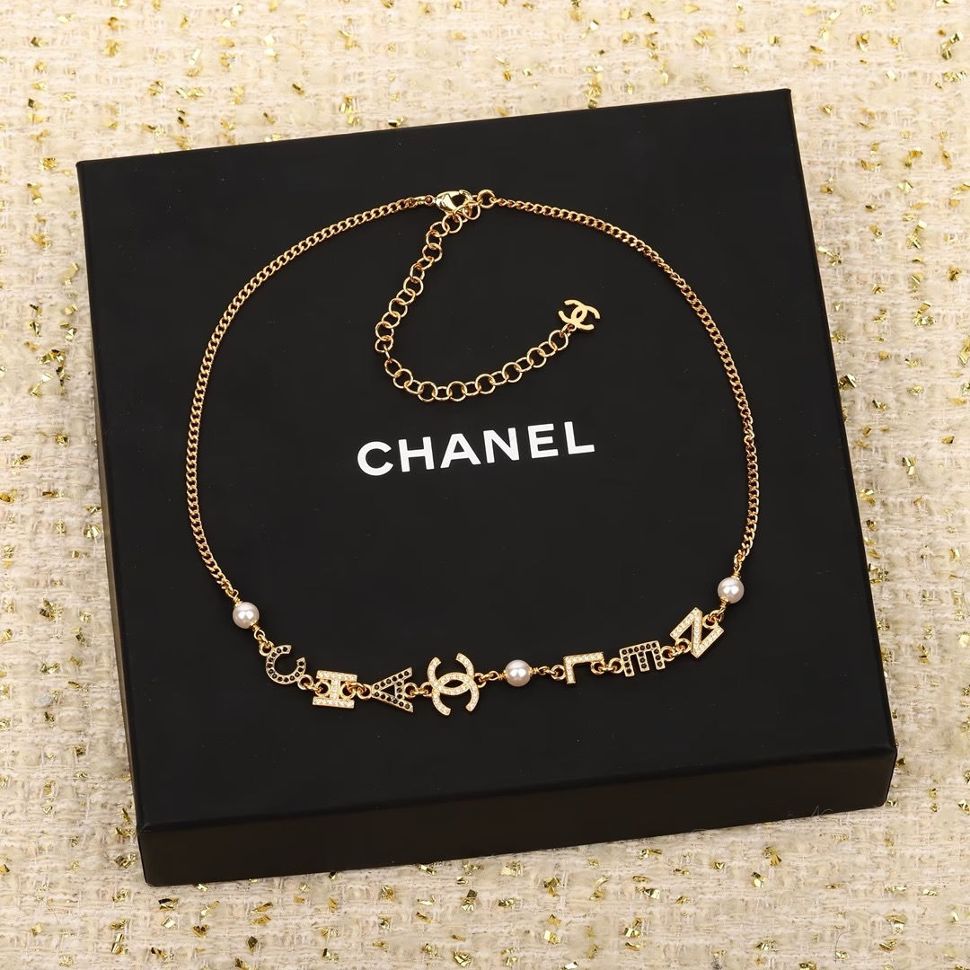 CHANEL NECKLACE