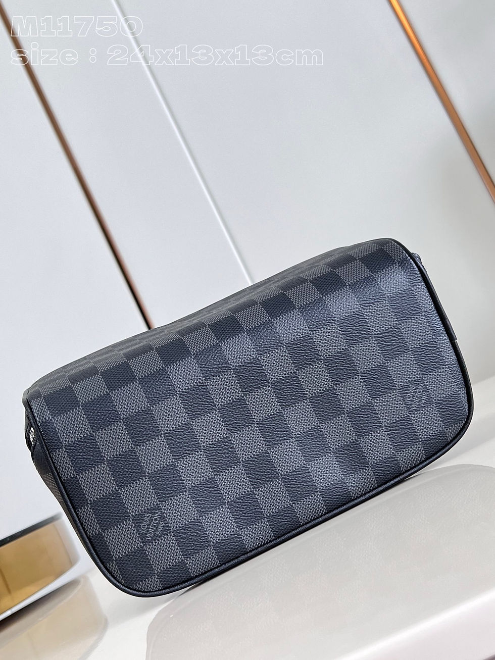Thumbnail: LV POUCH TOILETRY BAG 2 COMPARTMENTS 