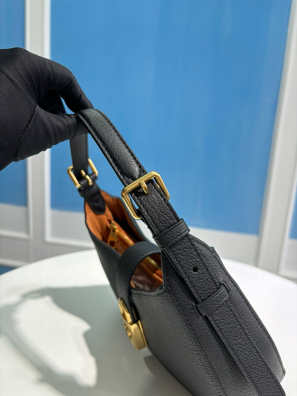 Thumbnail: LV LOW KEY SHOULDER BAG 