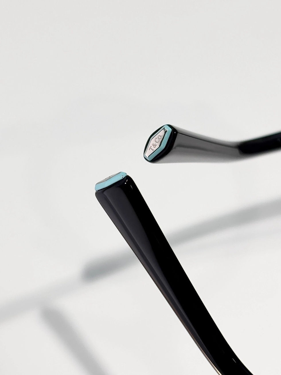 Thumbnail: BOTTEGA VENETA GLASSES