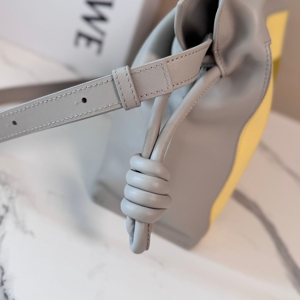 Thumbnail: LOEWE FLAMENCO CLUTCH BAG 