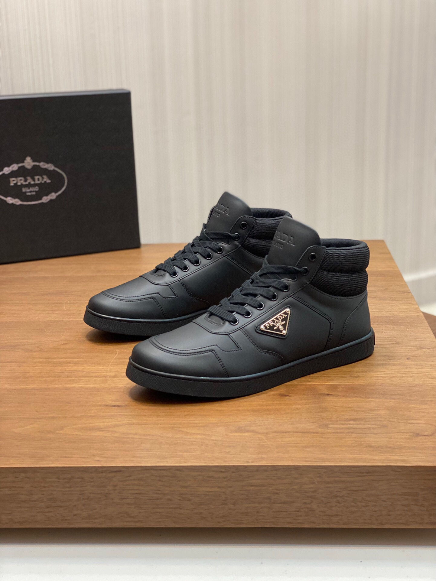 PRADA SNEAKERS HIGH