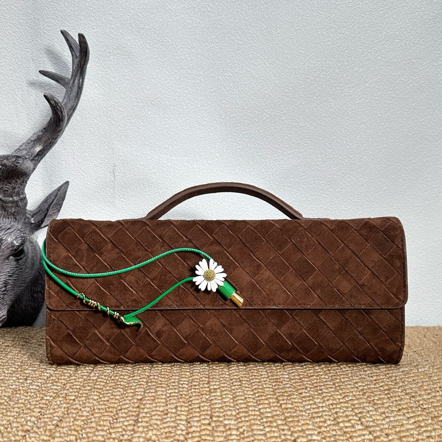 BOTTEGA VENETA ANDIAMO CLUTCH IN SUEDE LEATHER 