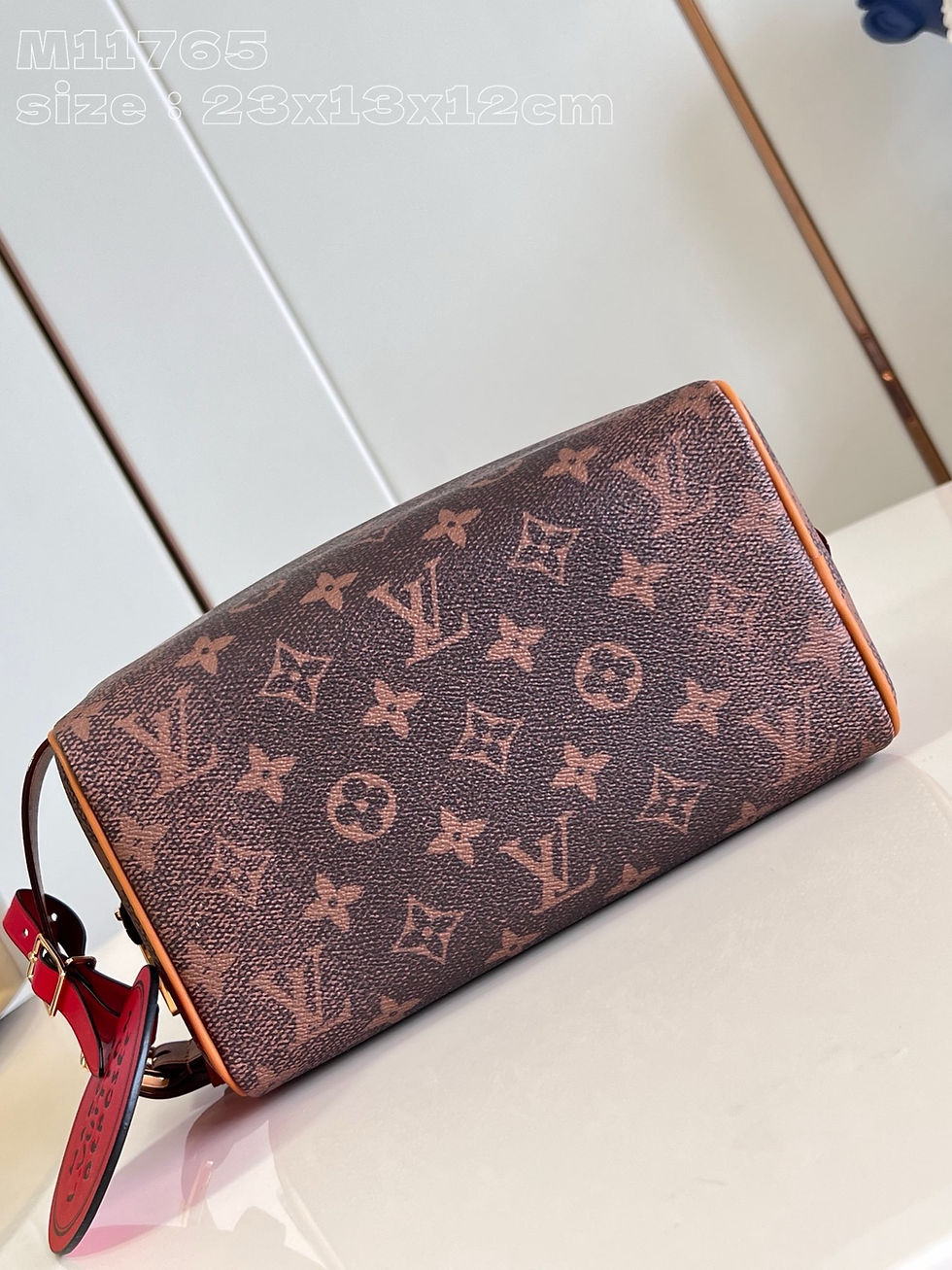 Thumbnail: LV LOCKER DOPP KIT MONOGRAM DUST BAG 