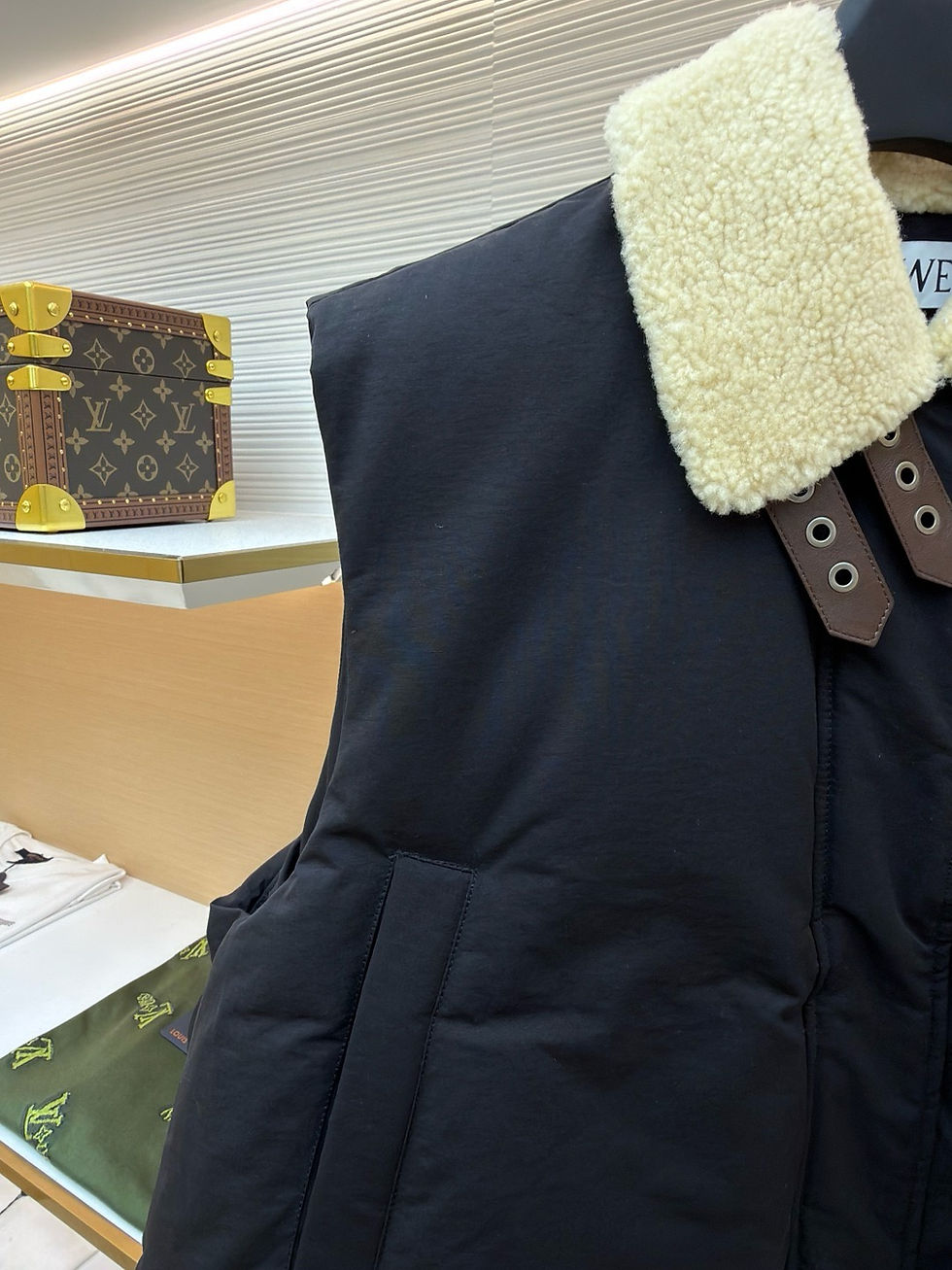 Thumbnail: LOEWE VEST 