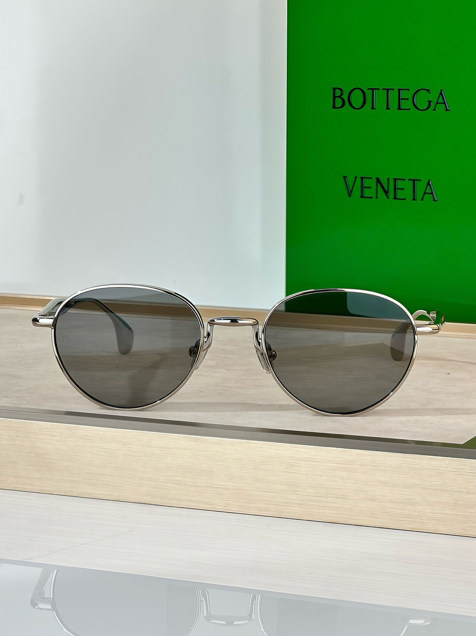 Thumbnail: BOTTEGA VENETA GLASSES