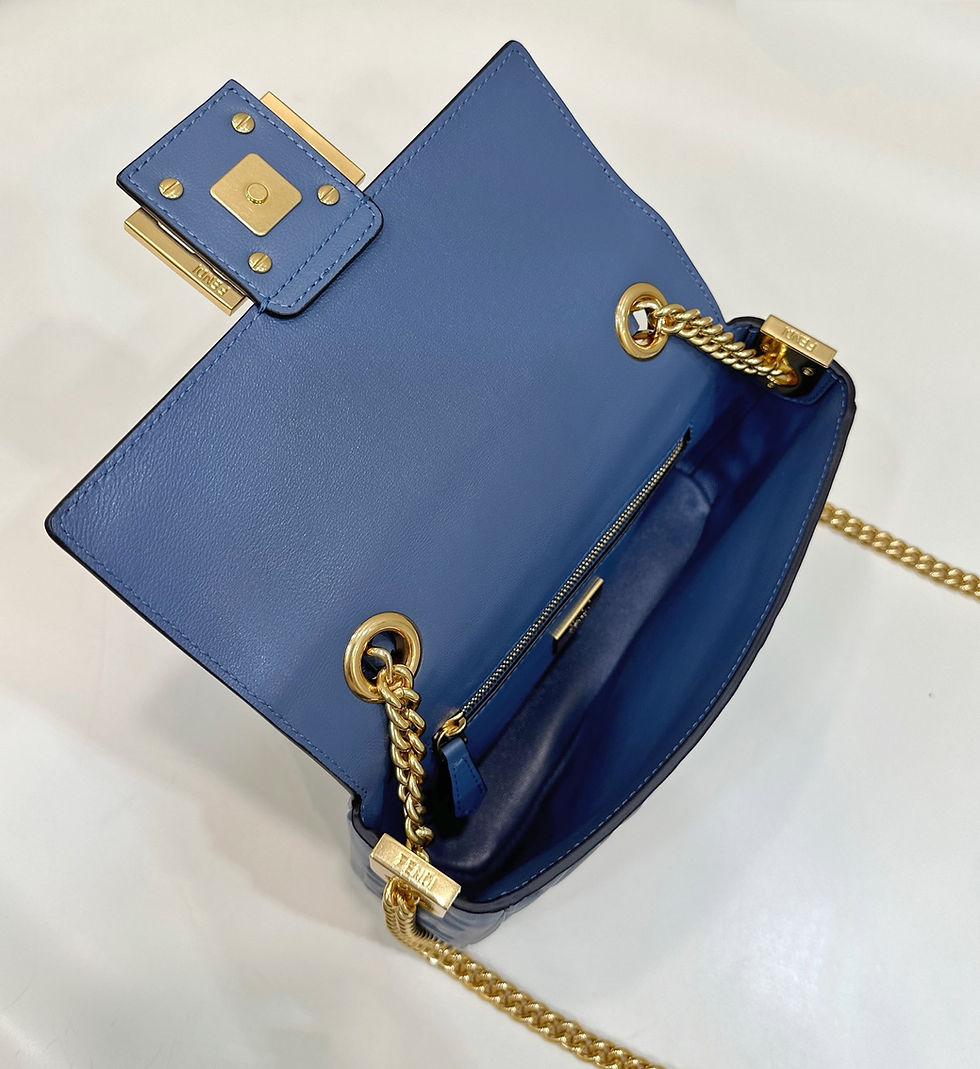 Thumbnail:  FENDI BAGUETTE SMALL BAG