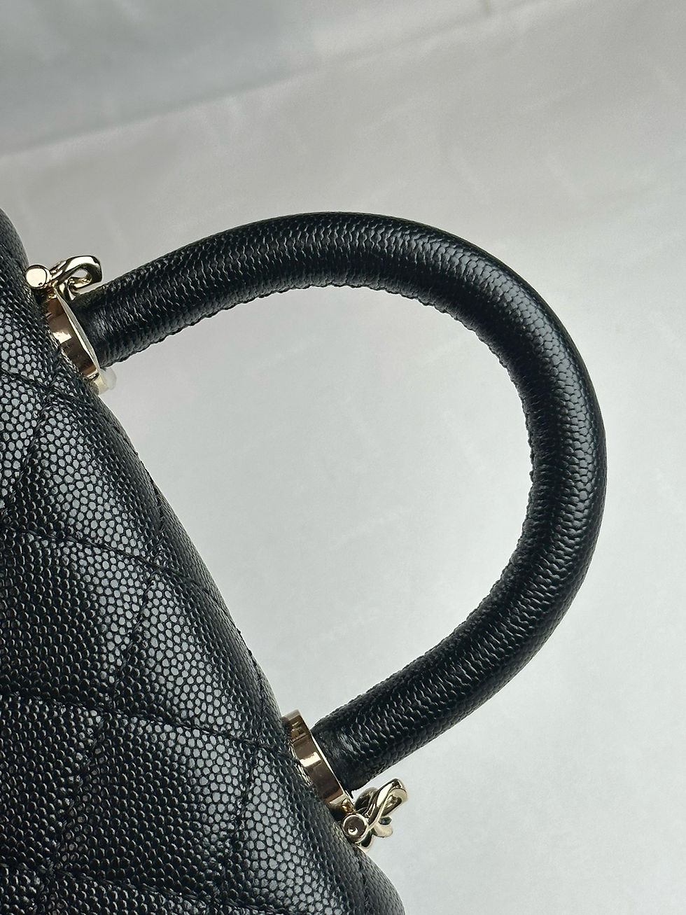 Thumbnail: CHANEL MINI COCO HANDLE BAG 