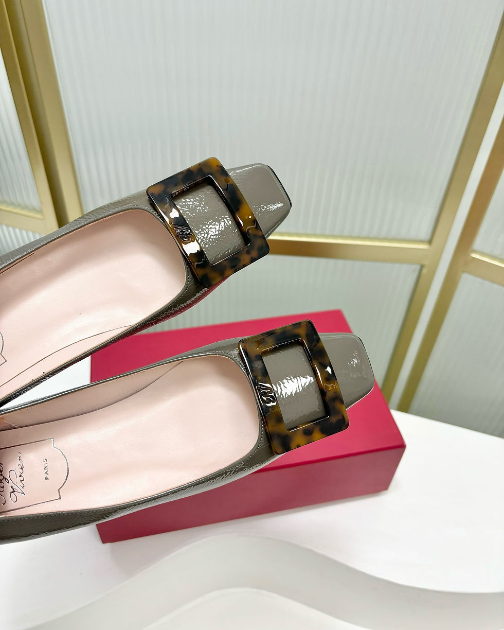 Thumbnail: ROGER VIVIER BALLERINA METAL BUCKLE PATENT LEATHER SHOES 