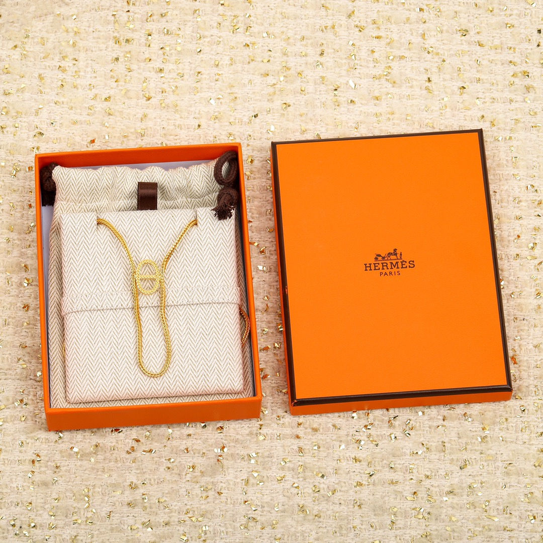 HERMES NECKLACE