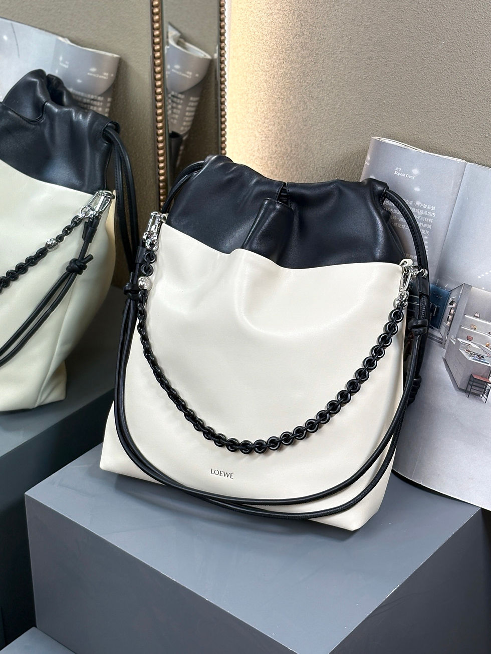 Thumbnail: LOEWE FLAMENCO PURSE TOTE BAG 