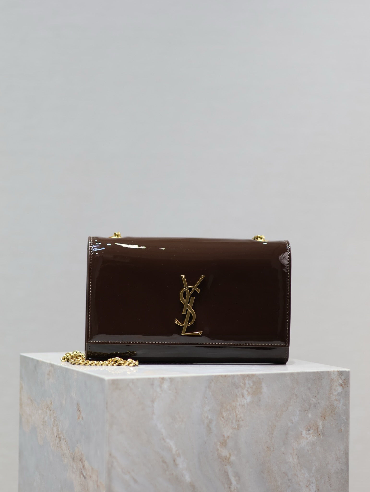 YSL KATE PATENT LEATHER CHAIN SHOULDER MEDIUM BAG
