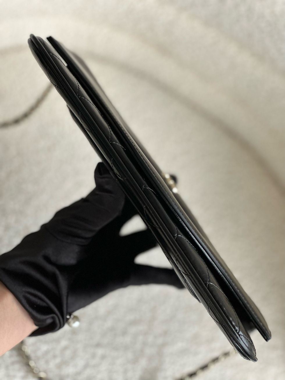 Thumbnail: CHANEL 31 WALLET ON CHAIN BAG 