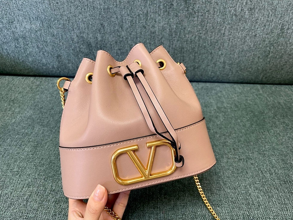 Thumbnail: VALENTINO GARAVANI VLOGO BUCKET BAG 