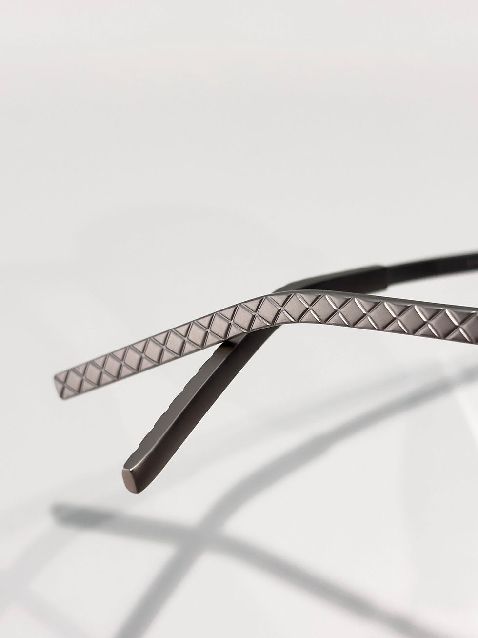 Thumbnail: BOTTEGA VENETA GLASSES