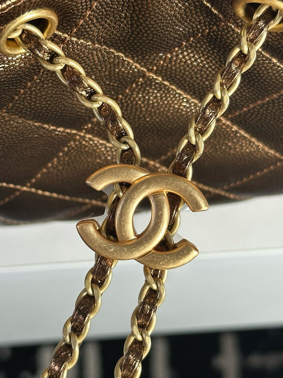 Thumbnail: CHANEL 25S CARGO METALLIC GRAINED GOLD ULTIMATE BAG O