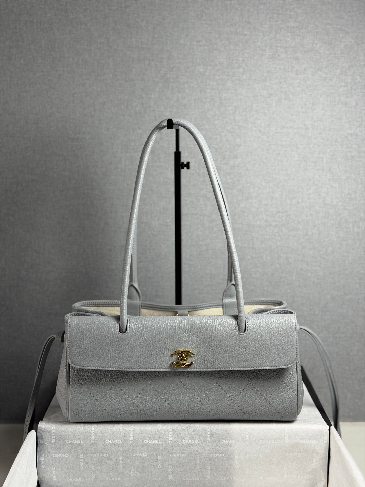 CHANEL 26S EAST WEST SHOPPING TOTE BAG