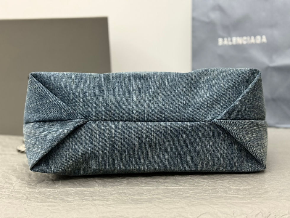 Thumbnail: BALENCIAGA CRUSH MEDIUM TOTE BAG DENIM 