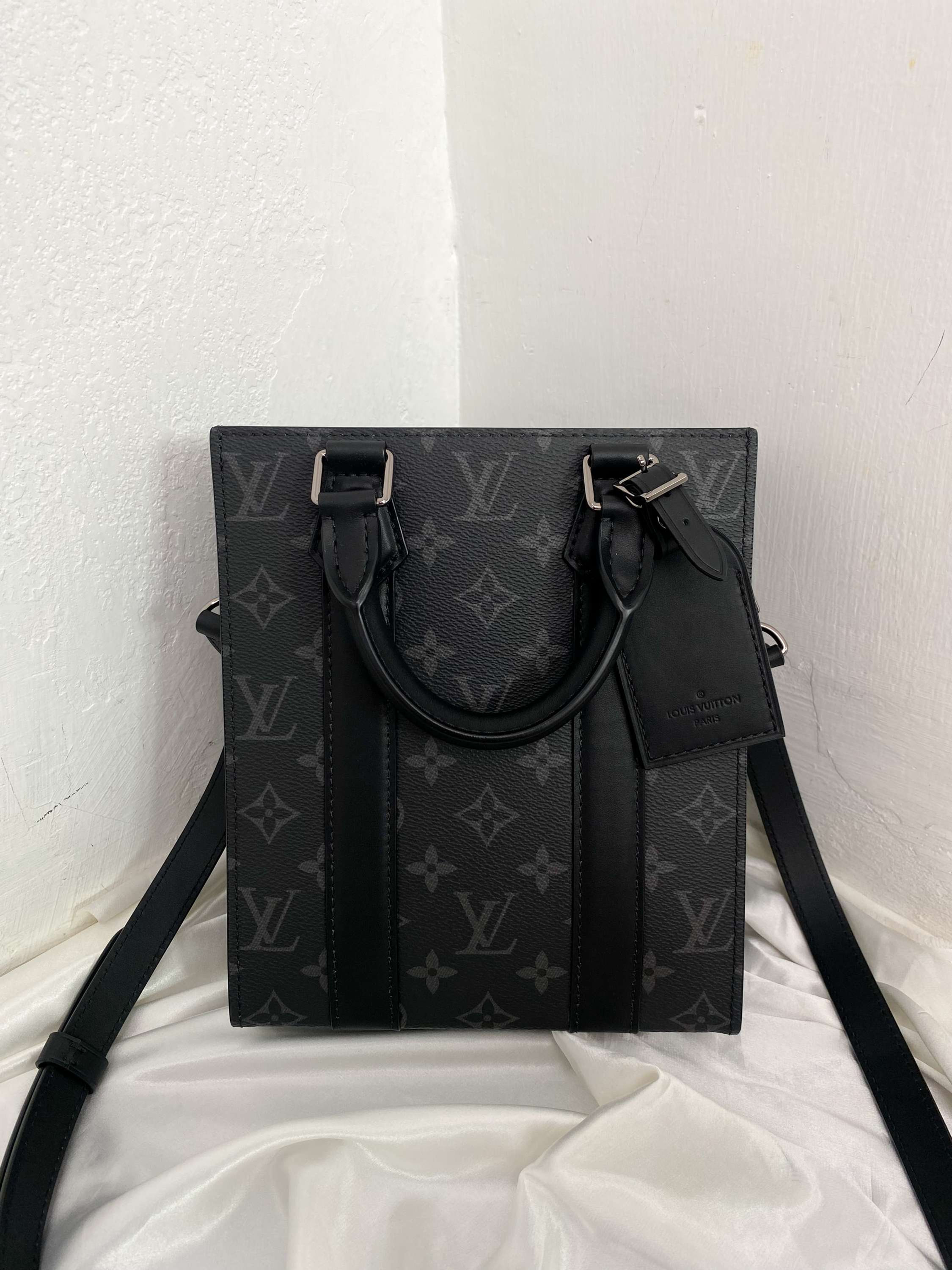 LV SAC PLAT NV BAG