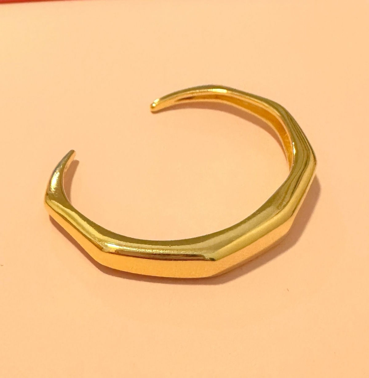 Bracelete Geométrico Angular – Banhado a Ouro 18k ou Ródio Branco