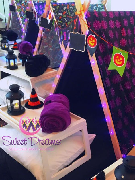 spook-tacular halloween sleepover party!